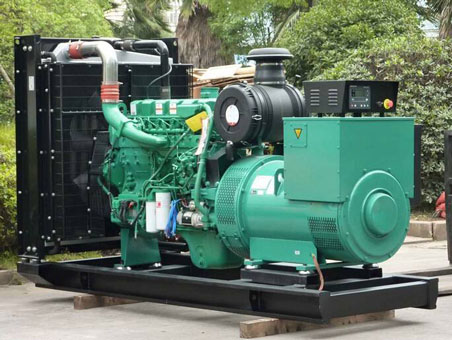 宁阳710kw康明斯柴油发电机组图片 宁阳710kw康明斯柴油发电机组图片